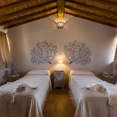 Casale La Rugantina 哥尔顿